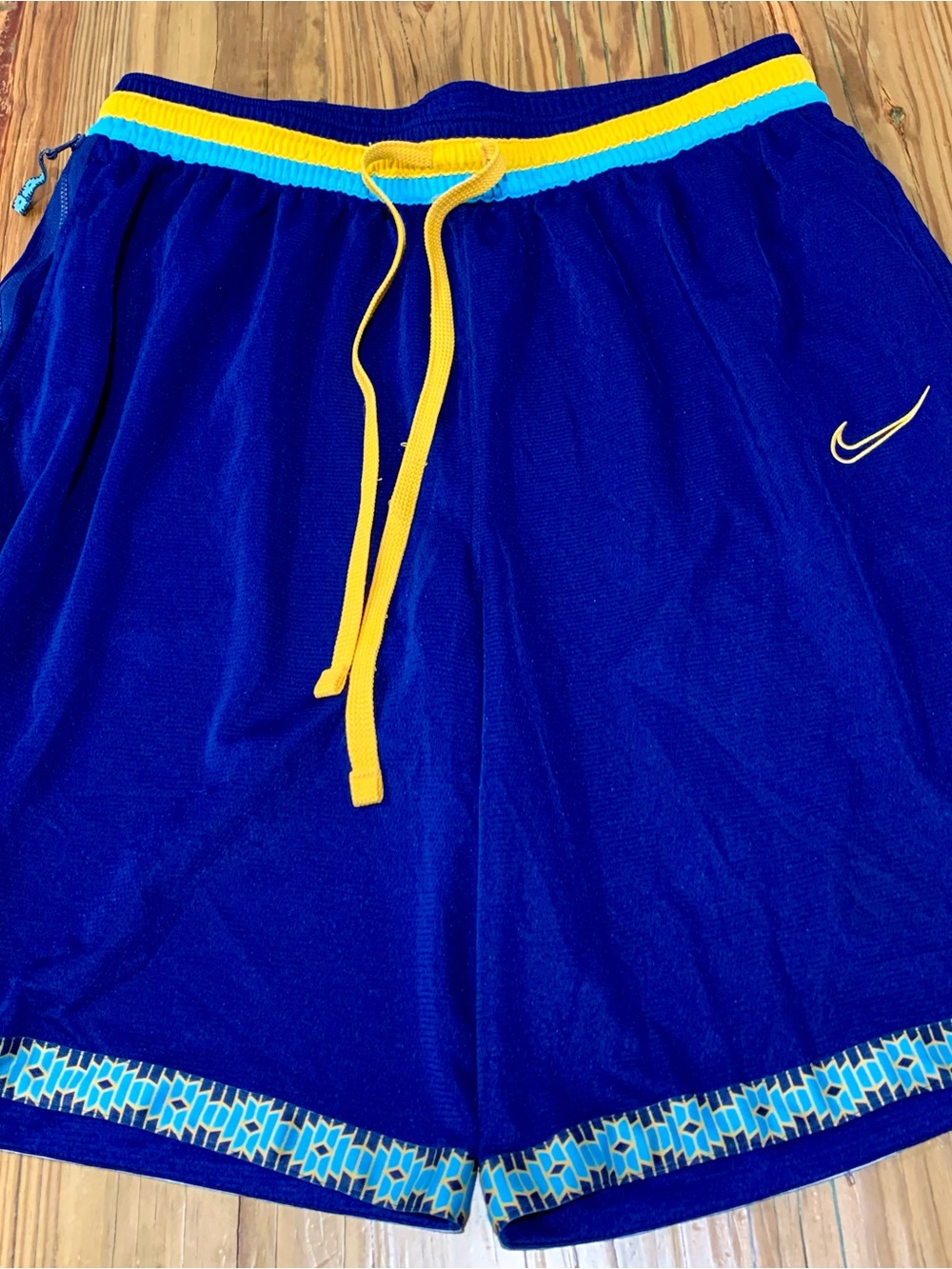 Nike DNA City Exploration Basketball Shorts 2XL Blue Yellow Geometric BV9446-492